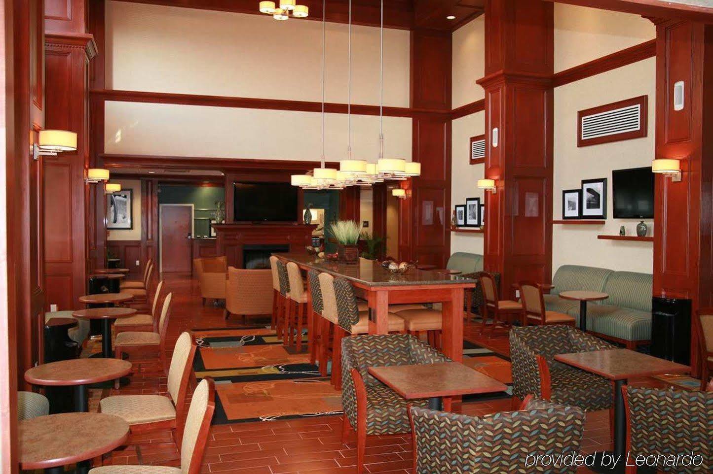 Hampton Inn & Suites Detroit/Chesterfield Restaurant photo